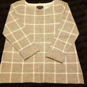 Women's sweater